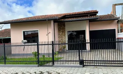 Casa com 3 quartos à venda na Avenida Thiago Aguiar, Centro, Barra Velha