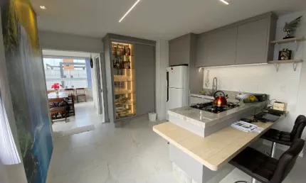 Lindo apartamento pertinho da praia no centro de balneario piçarras