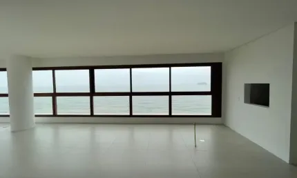 Apartamento com 4 quartos à venda na Rua Camarão, 115, Itacolomi, Balneário Piçarras