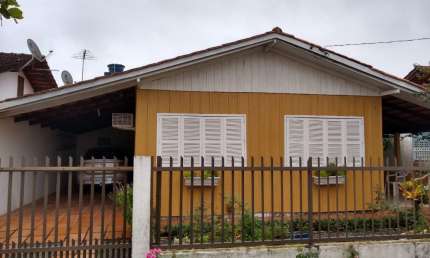 CASA NO CENTRO DE PENHA SC PERTINHO DA PRAIA ALEGRE
