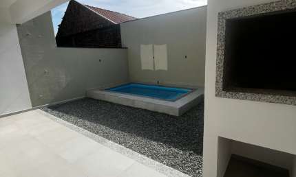 Casa com 3 quartos à venda na Avenida Nereu Ramos, 390, Itacolomi, Balneário Piçarras