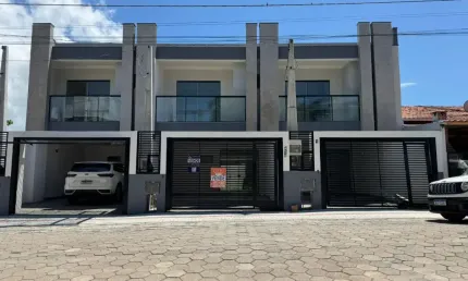 Casa com 3 quartos à venda na Avenida Nereu Ramos, 432, Itacolomi, Balneário Piçarras