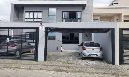 otimo apartamento pertinho da praia com tres quartos mobiliado e decorado