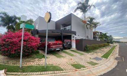 Sobrado com 4 dormitórios à venda, 300 m² por R$ 2.450.000,00 - Jardim Residencial Dona Lucilla - Indaiatuba/SP