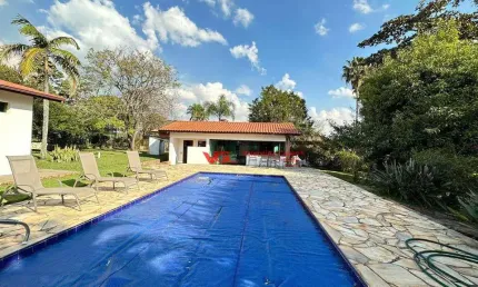 Chácara com 4 dormitórios à venda, 2623 m² por R$ 2.250.000,00 - Condomínio Haras São Luiz - Salto/SP