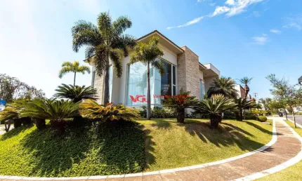 Casa de Luxo com 04 suítes, fino acabamento e piscina com prainha à venda, 760 m² por R$ 7.400.000 - Jardim Vila Paradiso - Indaiatuba/SP