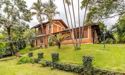 Linda Chácara com 4 dormitórios à venda, 2500 m² por R$ 1.620.000 - Terras de Itaici - Indaiatuba/SP