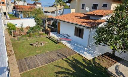 Edícula apenas à 100 metros Cond. Portal Patrimônio,  Praia Massaguaçú   Caraguatatuba - SP