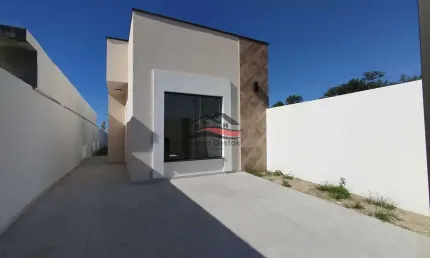 Casa à venda no bairro Loteamento Portal dos Pássaros em Caraguatatuba/SP
