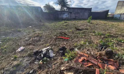 Terreno à venda no Jd das Palmeiras - Caraguatatuba SP