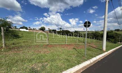 Terreno à venda na Avenida Professor Jesuino, Caju, Brotas
