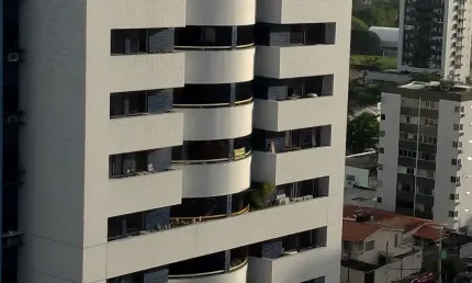 É verdadeee ! 3 qt 1 suíte 2 garagens  piscina baixou para 450  mil