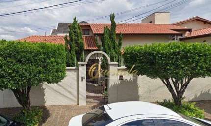 Sobrado à venda, 3 suítes, escritório, planejados, Vila Almeida, Indaiatuba.