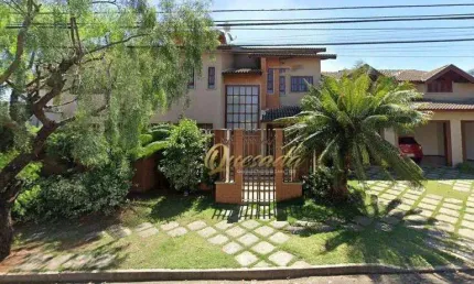Sobrado à venda, 4 quartos, planejados, piscina, Vila Suíça, Indaiatuba.