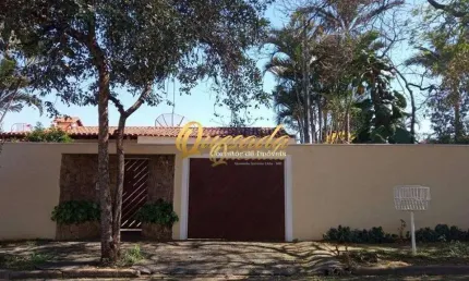 Casa térrea à venda, 4 dormitórios, piscina, planejados, ar condicionado, Vila Suíça, Indaiatuba.