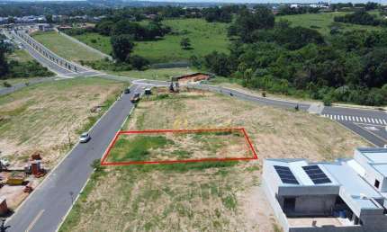 Terreno residencial á venda, 300 m², plano, Condomínio London Park, Indaiatuba.