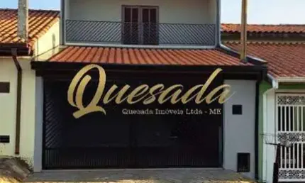 Sobrado à venda, com 3 dormitórios, no Jardim Adriana, Indaiatuba.