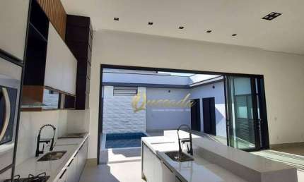 Casa nova à venda, 3 suítes, piscina, planejados, Condomínio Gran Reserve, Indaiatuba.