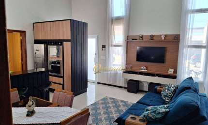Casa semi nova à venda, 3 dormitórios, 1 suíte, planejados, Condomínio Montreal, Indaiatuba.