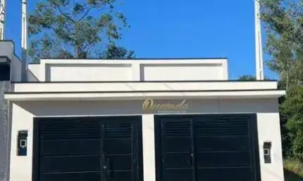 Casa térrea nova à venda, 1 suíte, quintal, Jardim dos Sabiás, Indaiatuba.