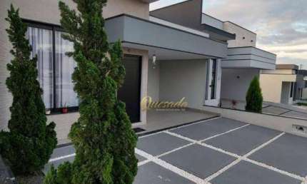 Casa térrea, à venda, 3 suítes, planejados, Condomínio Mantova, Indaiatuba.