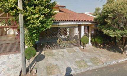 Sobrado à venda, 3 quartos, 1 suíte, planejados, ar condicionado, lago, Vila Suíça, Indaiatuba.
