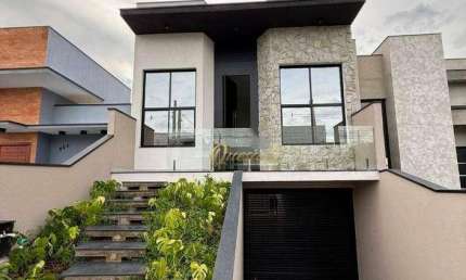 Casa assobradada nova, à venda, 2 suítes, piscina, Condomínio Vila Rica, Indaiatuba.
