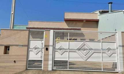 Casa térrea à venda, 2 dormitórios, 1 suíte, quintal grande, Jardim União, Indaiatuba.