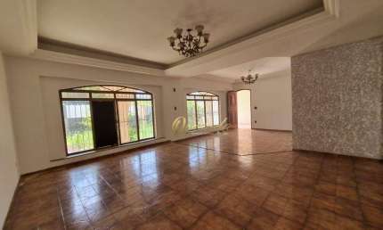 Casa à venda, 4 dormitórios, 2 suítes, edícula, Vila Suíça, Indaiatuba.
