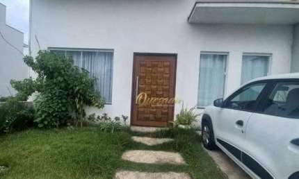 Casa assobradada à venda, 2 dormitórios, 1 suíte, piscina, Condomínio Vila Rica, Indaiatuba.