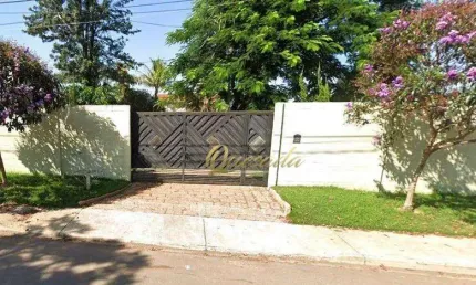 Chácara à venda, 4 dormitórios, 3 suítes, varanda, poço, Parque Bandeirantes, Indaiatuba.