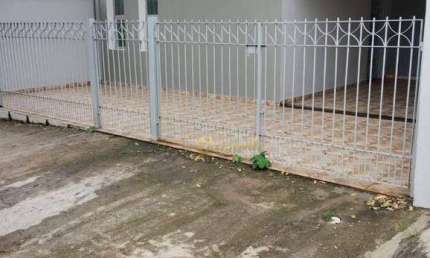 Casa térrea, à venda, 3 dormitórios, 1 suíte, edícula, Vila de Todos os Santos, Indaiatuba.