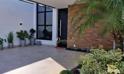 Casa térrea, à venda, 2 dormitórios, planejados, piscina, Condomínio Vila Rica, Indaiatuba.