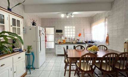 Sobrado à venda, 3 dormitórios, 1 suíte, Jardim São Francisco, Indaiatuba.