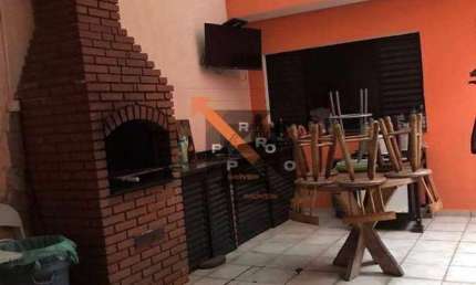 Amplo Sobrado na Mooca 5 Dorms sendo 2 suítes 6 Vagas - Churrasqueira - Quintal