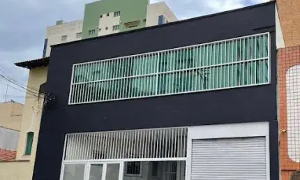 PRÉDIO - GALPÃO - COMERCIAL  - 6 VAGAS AR CONDICIONADO - 4 SALAS - COPA - DESPENSA - 6 WCS  - SÃO CAETANO DO SUL
