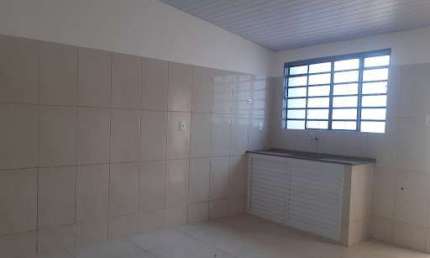 Casa com 1 dormitório para alugar, 50 m² por R$ 780,00 - Jardim Bandeirantes - Pirassununga/SP