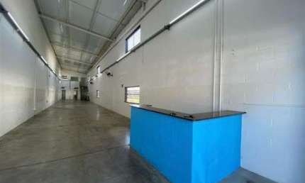 Salão para alugar, 200 m² - Jardim das Flores - Araras/SP