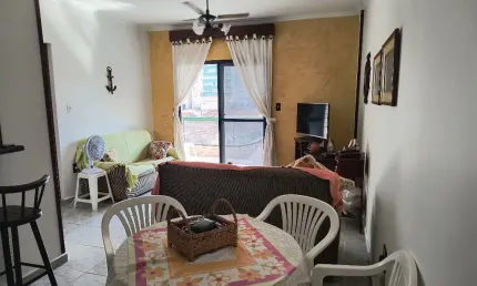 Lindo apartamento, de 1 dormitório, com sacada, de frente para a rua, linda vista!