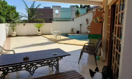 Casa 3 dormitórios para Venda em Atibaia, Jardim das Flores, 3 dormitórios, 1 suíte, 3 banheiros, 3 vagas