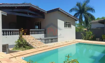 Casa 3 dormitórios para Locação em Atibaia, Jardim Paulista, 3 dormitórios, 3 suítes, 4 banheiros, 4 vagas