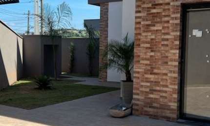 Casa 2 dormitórios para Venda em Atibaia, Nova Cerejeira, 2 dormitórios, 2 suítes, 3 banheiros, 2 vagas