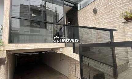 Excelente triplex semimobiliado no Bairro Vinhedos com 90m² de área privativa