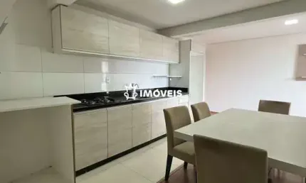 APARTAMENTO COM 02 DORMITÓRIOS E SACADA COM CHURRASQUEIRA NO BAIRRO BELA VISTA