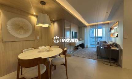 EXCELENTE APARTAMENTO MOBILIADO E DECORADO NO PETTROS HOME RISORT COM 110,54m² D