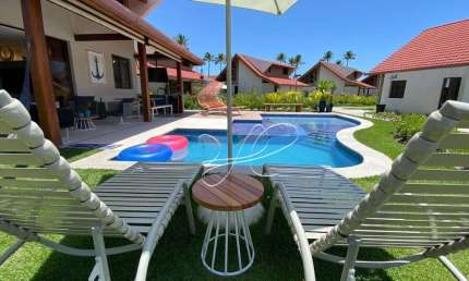 Bangalô com 4 dormitórios à venda, 180 m² por R$ 3.500.000,00 - Praia Muro Alto - Ipojuca/PE