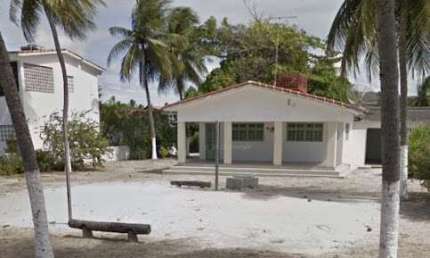 Excelente casa com vista para o mar na paradisiaca praia de Enseada dos Golfinhos - Itamaraca