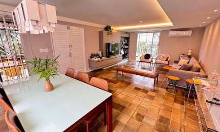 VENDE-SE CASA NO POÇO DA PANELA - 404m² DE ÁREA CONSTRUÍDA - 6 QTOS (5 SUÍTES)