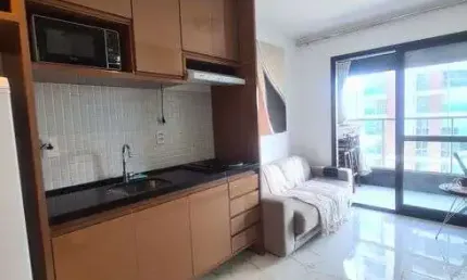 Apartamento Studio na Barra com 1|4, 01G e 33M² (Porteira Fechada)