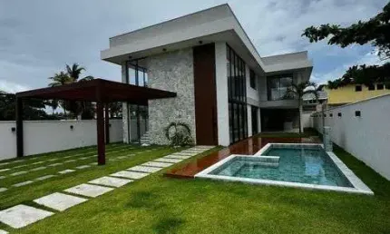 Casa em Guarajuba com 7|4, 04G e 420M² e Terreno 509M²